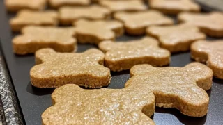 Banana and Honey Biscuits for Dogs: A Tail-Wagging Treat!