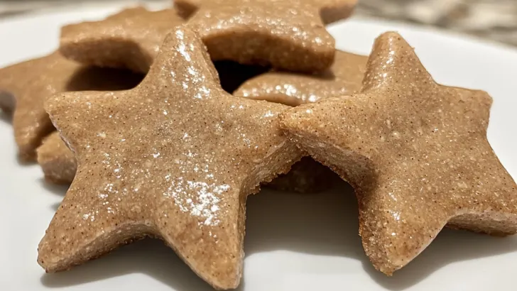 Holiday Peanut Butter Star Treats for Dogs